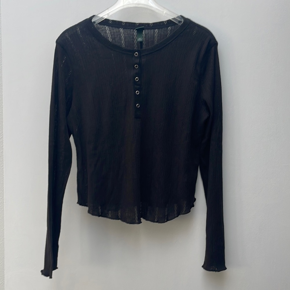 Wild Fable Buttoned Crop